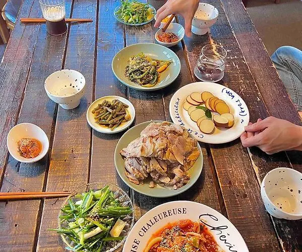 Villa 독채/루프탑/삼겹살파티/넷플릭스/고궁관광지/익선동 한옥거리 도보30초